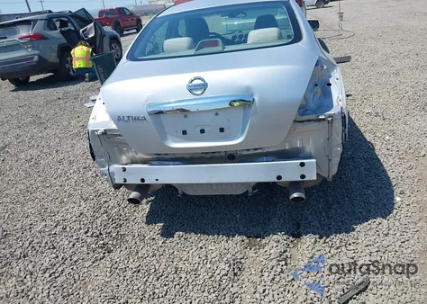 2010 Nissan Altima 2.5 из США, поврежденный, VIN 1N4AL2APXAN450347